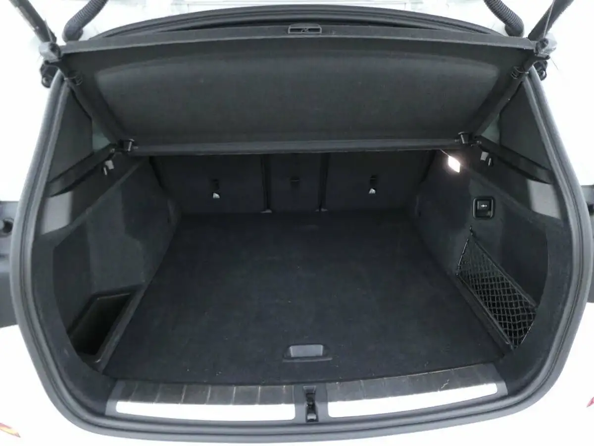 2021-bmw-x1-15-sdrive18i-m-sport-dct-big-26