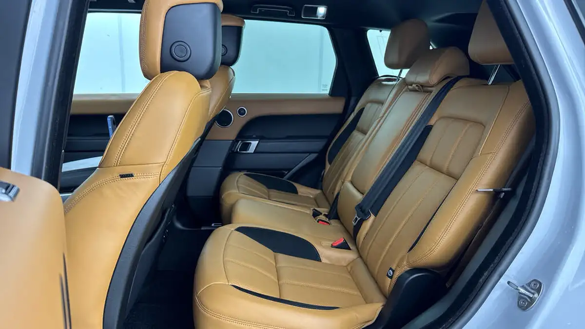 2019-land-rover-range-rover-sport-30-sdv6-hse-dynamic-big-13