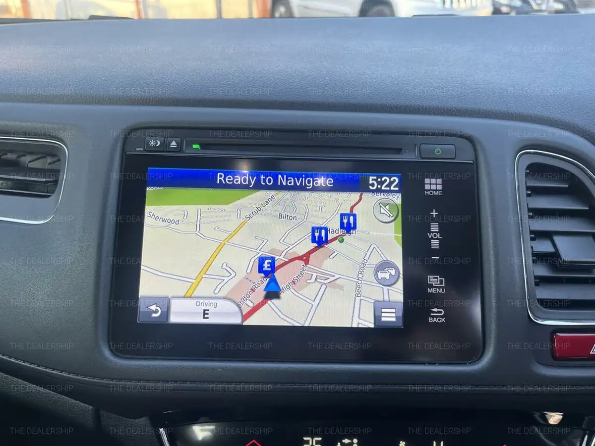2017-honda-hr-v-16-i-dtec-se-navi-big-11
