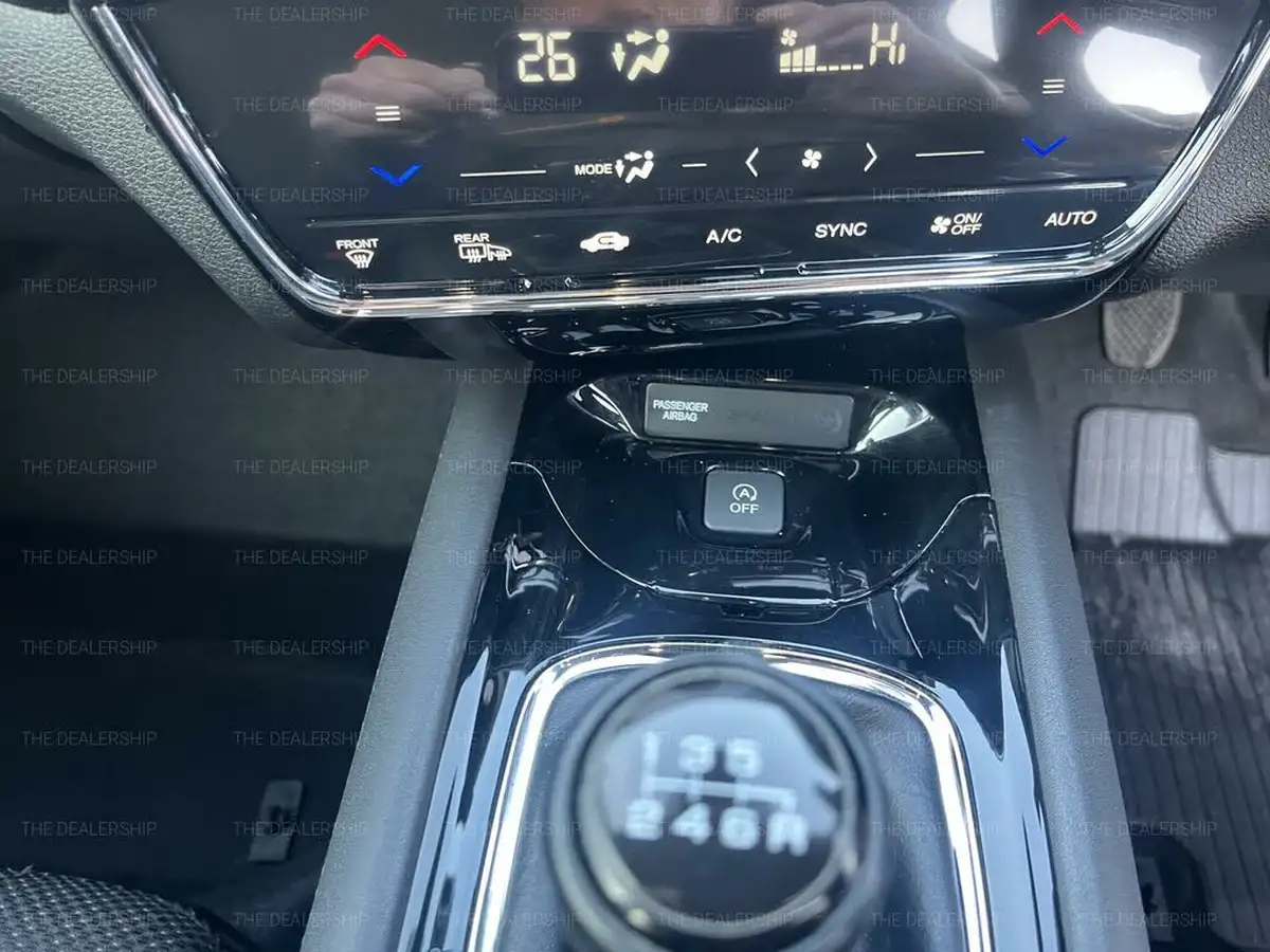 2017-honda-hr-v-16-i-dtec-se-navi-big-35