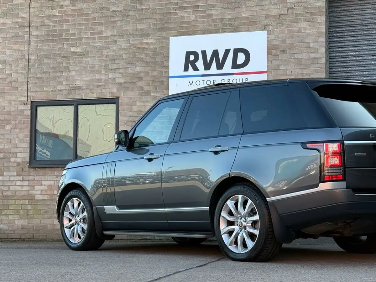 2013-land-rover-range-rover-44-sdv8-autobiography-big-12