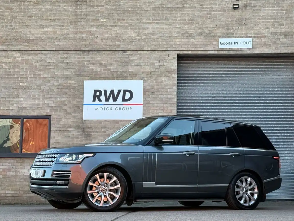 2013-land-rover-range-rover-44-sdv8-autobiography-big-36