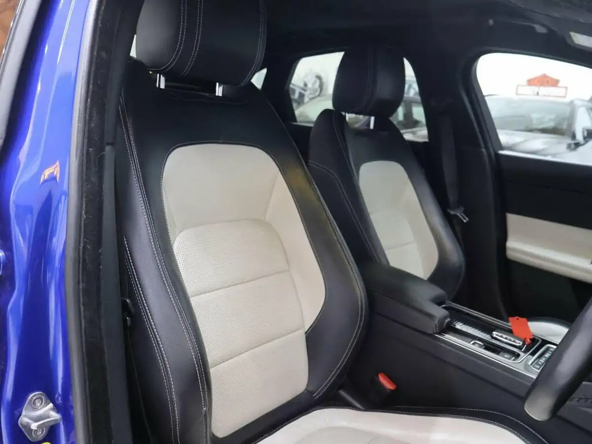 2018-jaguar-xf-20td-r-sport-240ps-awd-saloon-4d-1998cc-auto-big-3
