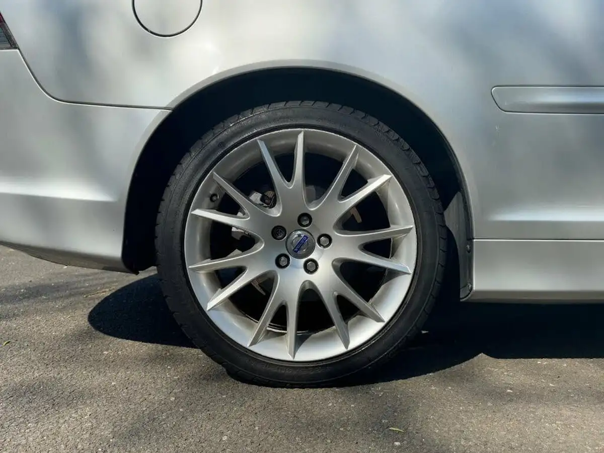 2007-volvo-c70-24-se-lux-geartronic-big-37