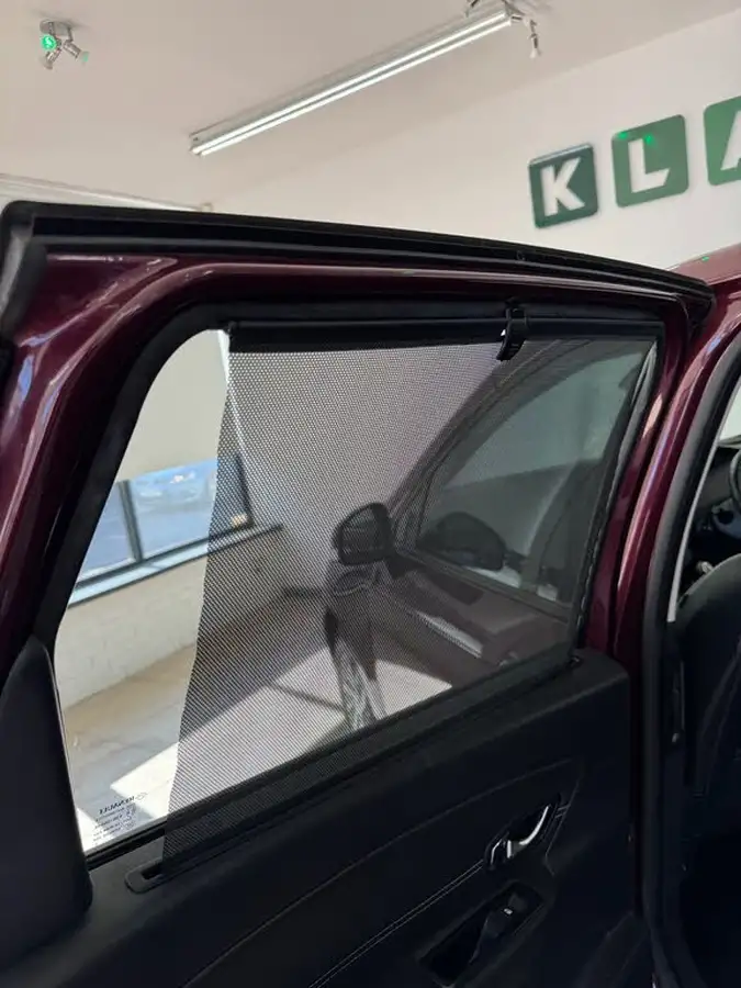 2013-renault-scenic-15td-dynamique-tom-tom-ss-mpv-big-18
