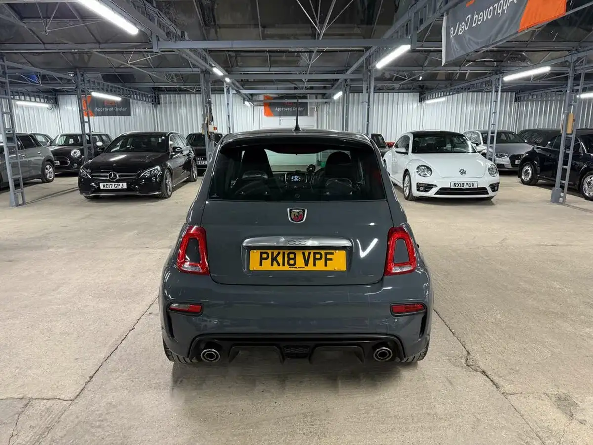2018-abarth-595-14-tjet-big-8