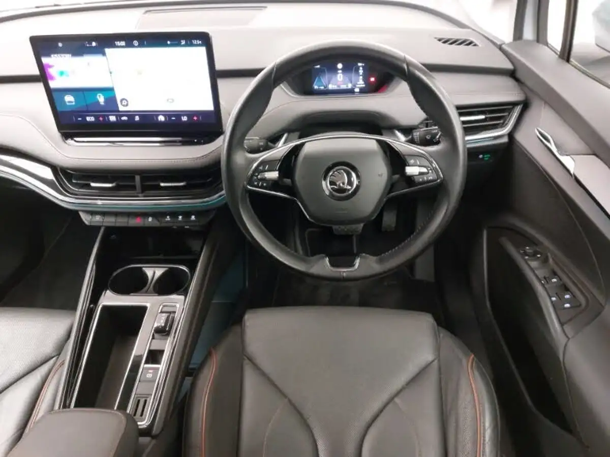 2021-skoda-enyaq-e-60-62-kwh-big-6