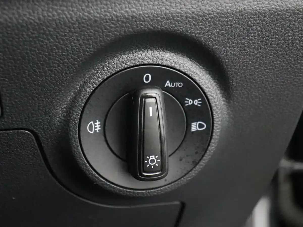 2022-seat-arona-15-tsi-fr-big-32