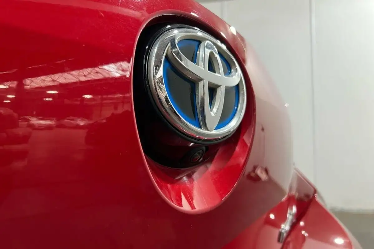2020-toyota-corolla-20-vvt-i-excel-trk-hatchback-big-19