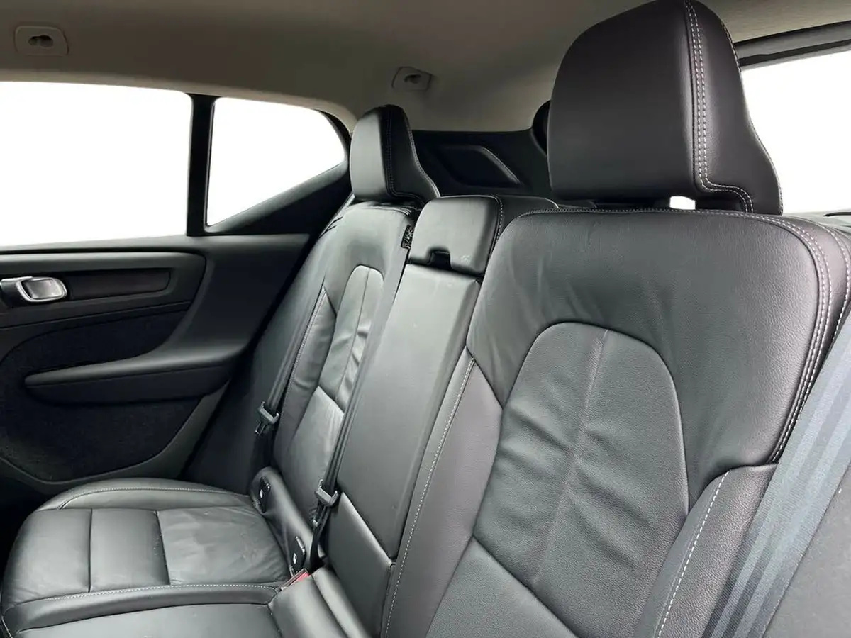 2021-volvo-xc40-20-b4-inscription-pro-194bhp-auto-big-8