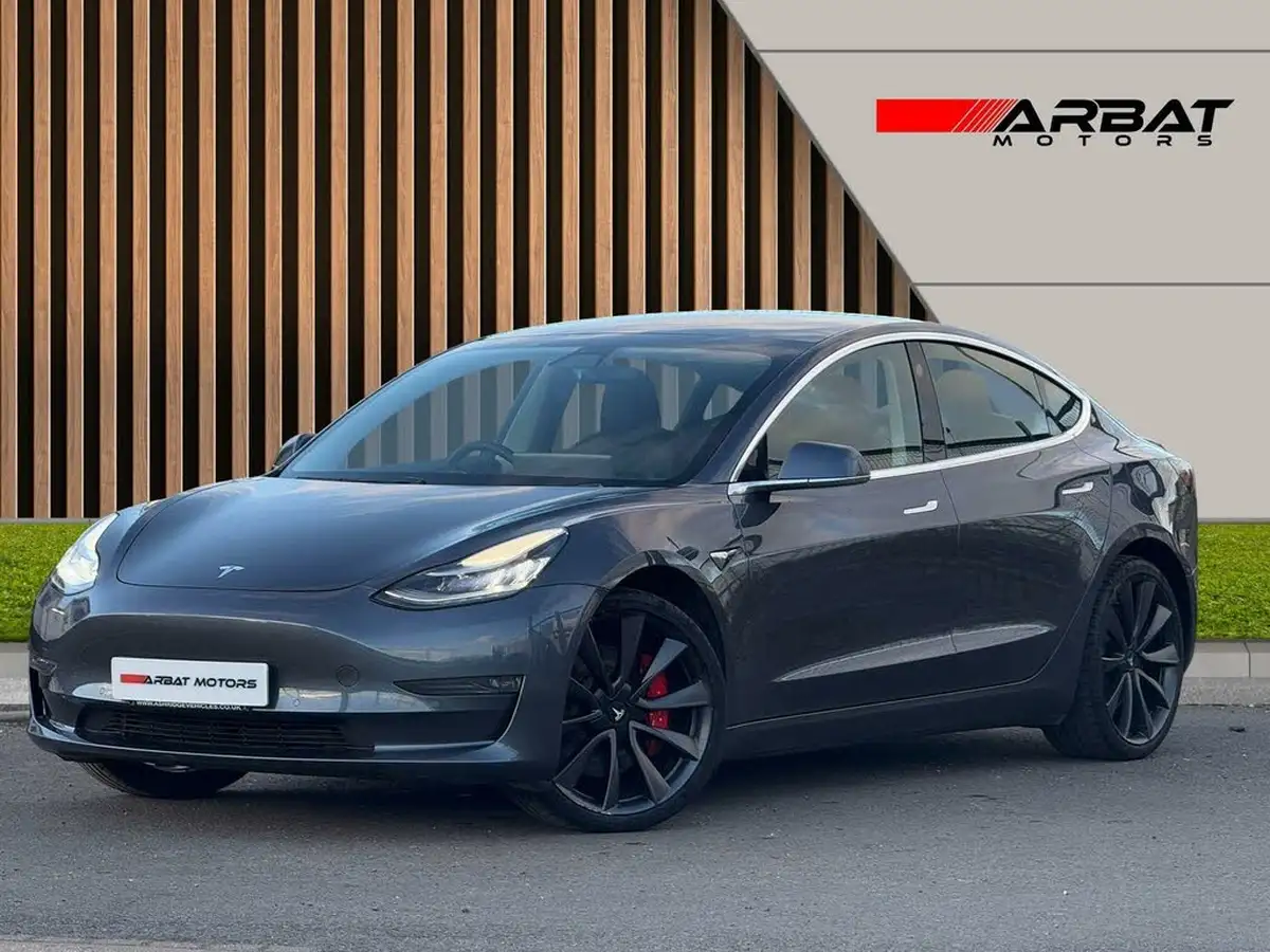 2020-tesla-model-3-e-performance-big-4
