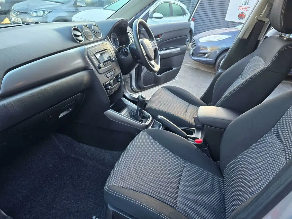 2019-suzuki-vitara-10-boosterjet-sz4-big-22