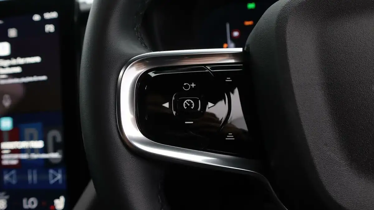 2022-polestar-polestar-2-e-ps2-165kw-standard-single-hatchback-big-22