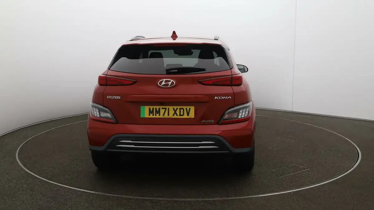 2022-hyundai-kona-e-premium-204ps-64kwh-7kw-obc-big-6