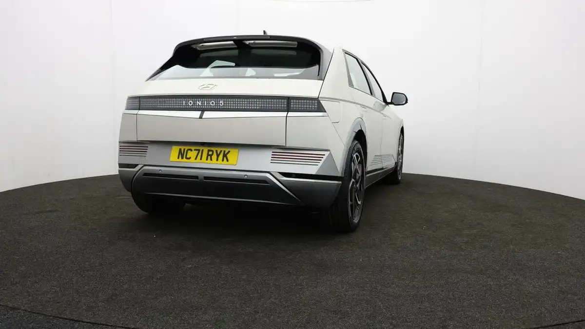 2021-hyundai-ioniq-5-e-premium-170ps-58kwh-rwd-big-72