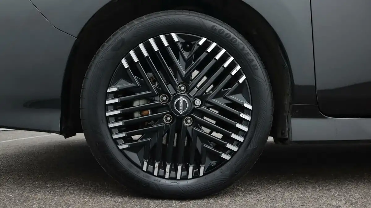 2023-nissan-leaf-e-n-connecta-39kwh-big-18