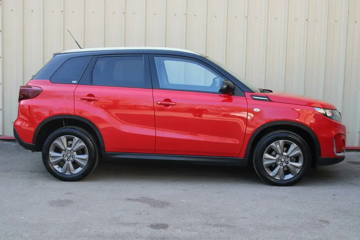 2022-suzuki-vitara-14-boosterjet-sz-t-allgrip-big-2