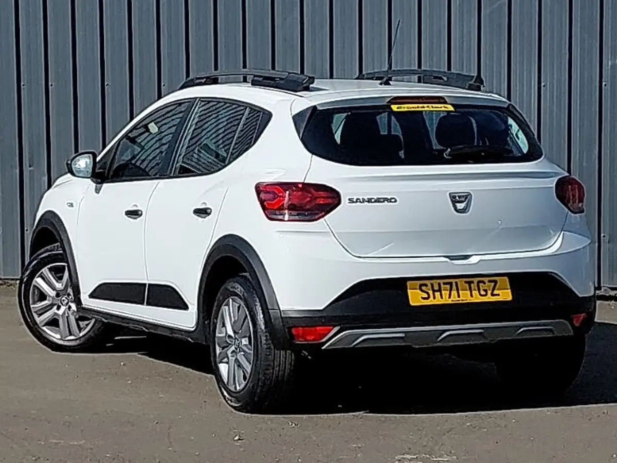 2021-dacia-sandero-stepway-10-tce-essential-90bhp-big-1
