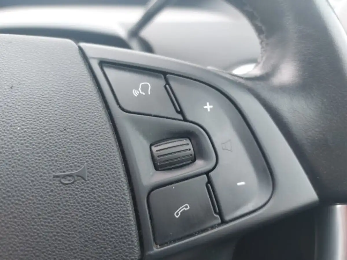 2019-citroen-grand-c4-spacetourer-15bluehdi-feel-plus-eat8-big-17