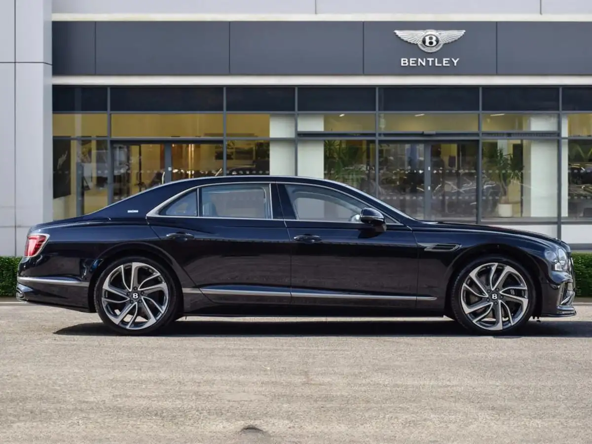2024-bentley-flying-spur-big-4