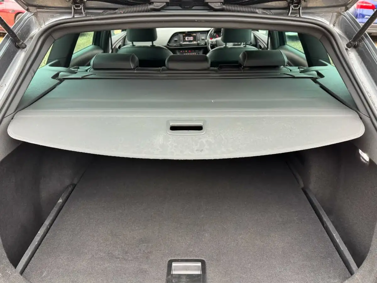 2015-seat-leon-20-cupra-280-sports-tourer-5d-big-13