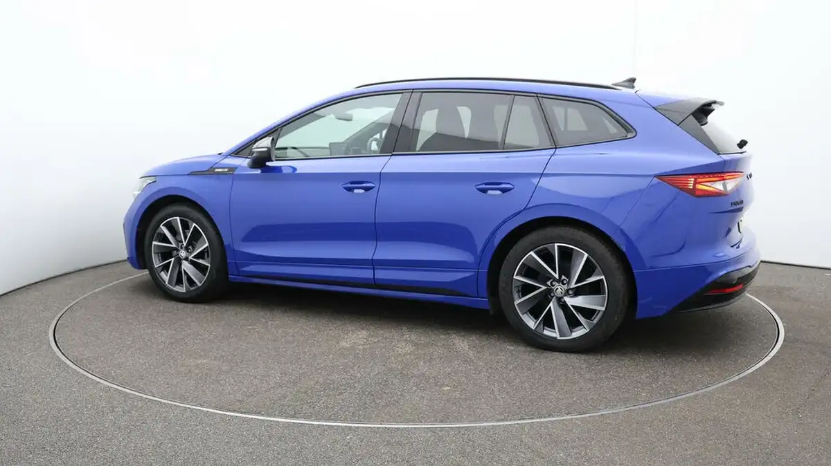 2023-skoda-enyaq-e-80-sportline-big-40