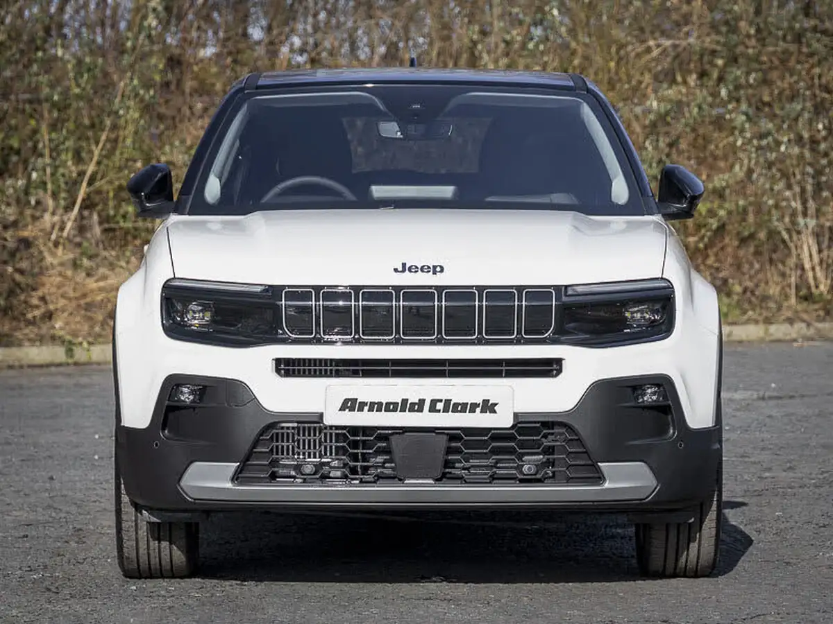 2025-jeep-avenger-12-gse-summit-big-4