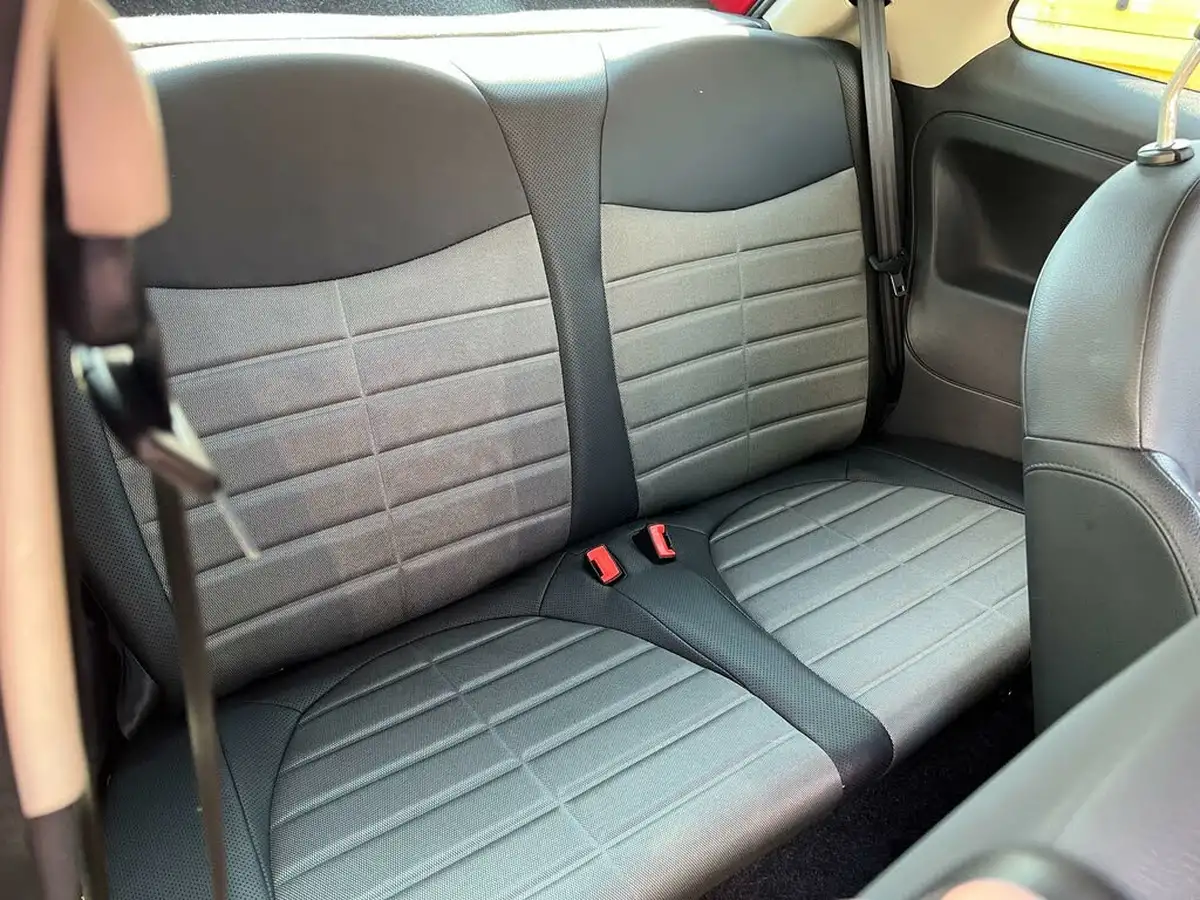 2011-fiat-500-12-sport-ss-big-23