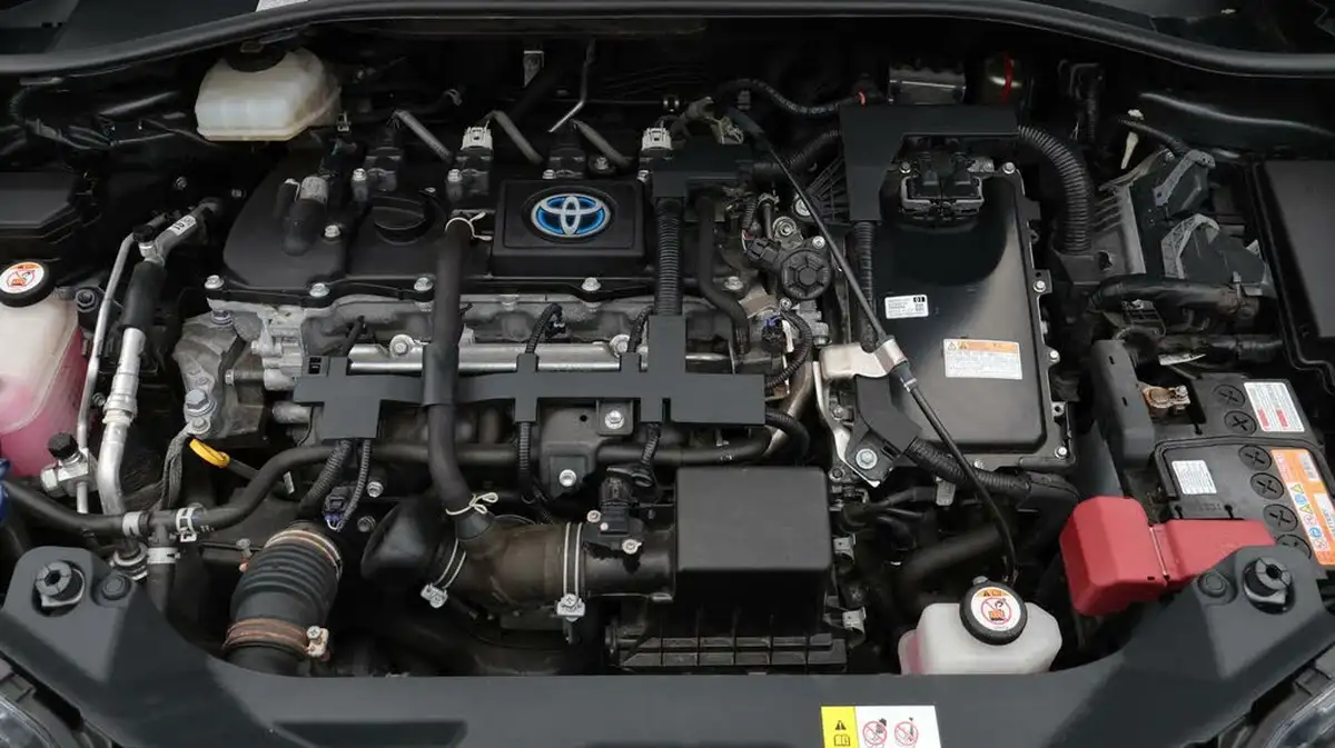 2021-toyota-c-hr-18-vvt-i-icon-big-19