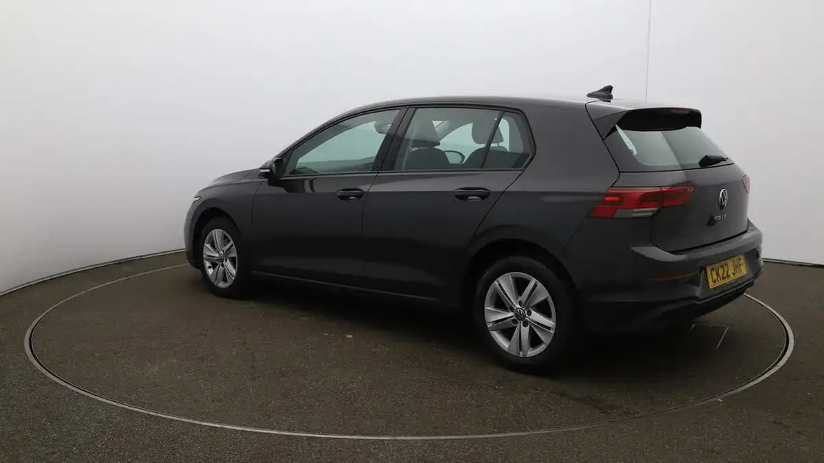 2022-volkswagen-golf-15-tsi-life-130ps-hatchback-big-5