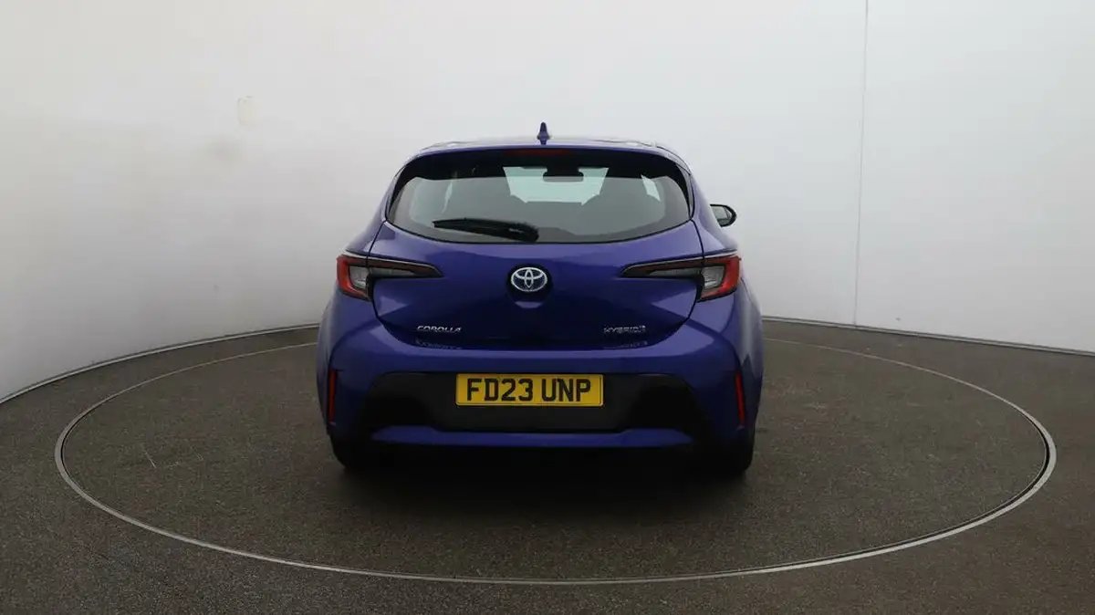 2023-toyota-corolla-18-vvt-i-icon-138bhp-hatchback-5d-big-6