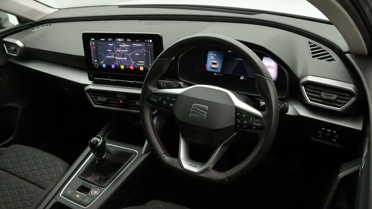 2021-seat-leon-15-tsi-evo-fr-130ps-hatchback-big-9