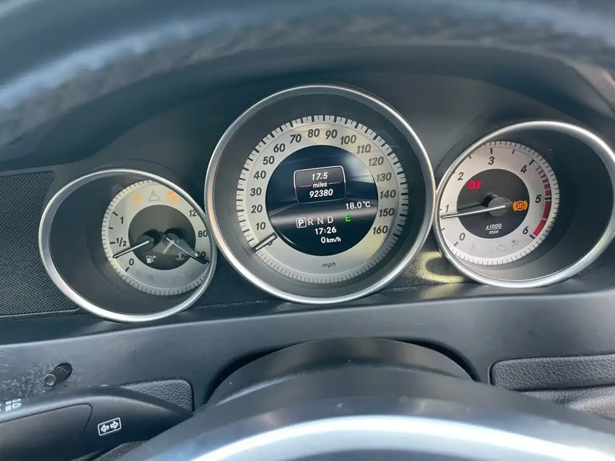 2013-mercedes-benz-c-class-21cdi-c220-cdi-amg-sport-saloon-4d-7g-tronic-plus-big-22