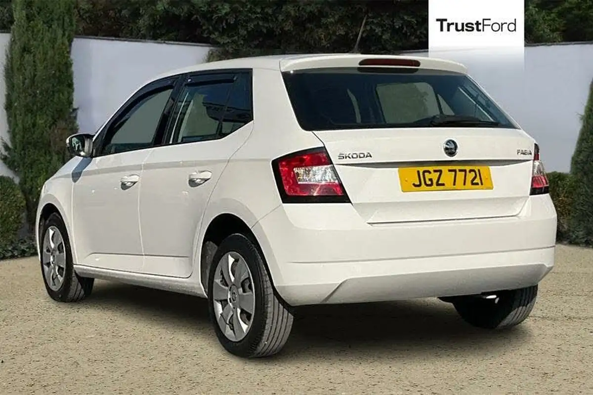 2018-skoda-fabia-10-mpi-s-plus-big-1