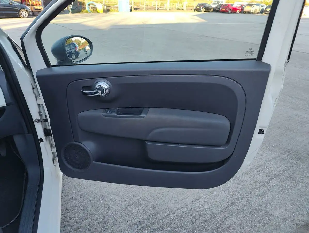 2010-fiat-500-12-pop-big-34
