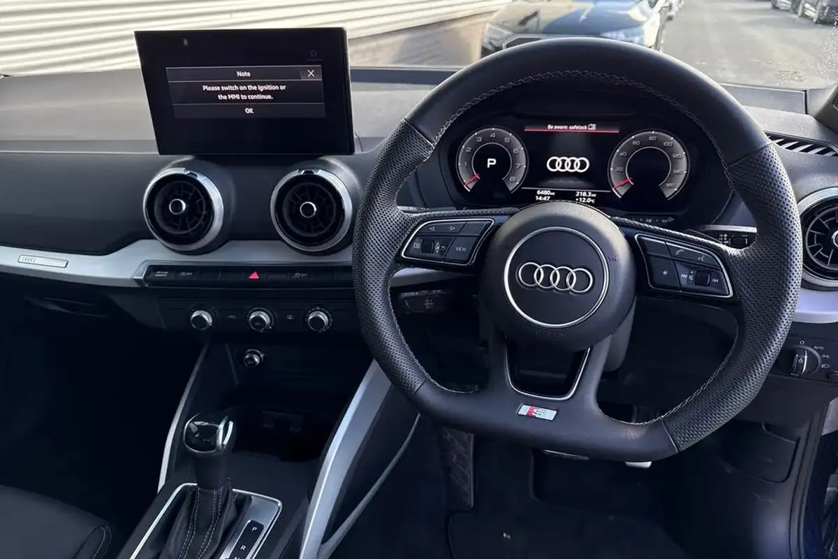 2024-audi-q2-15-35-tfsi-black-edition-s-tronic-big-17