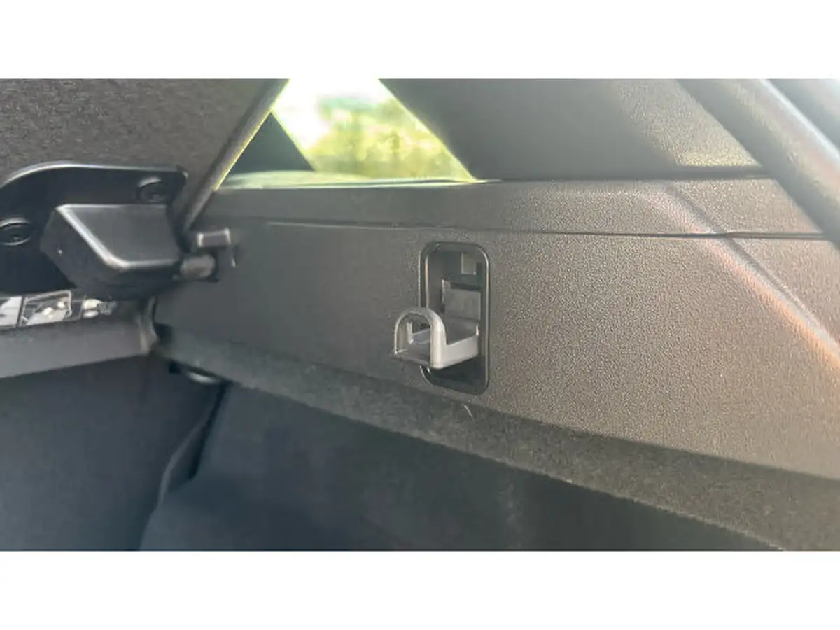 2023-land-rover-range-rover-evoque-15-p300e-r-dynamic-hse-big-45