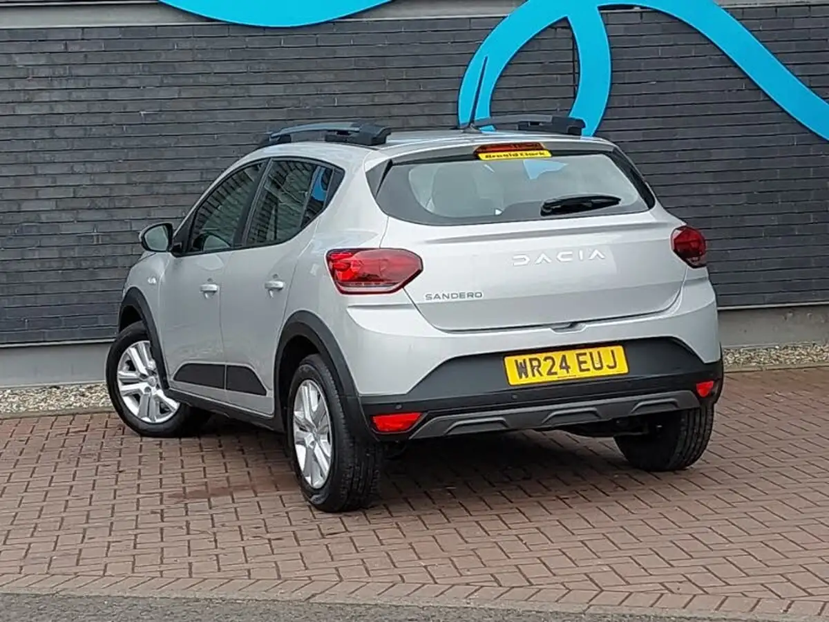 2024-dacia-sandero-stepway-10-tce-expression-90bhp-big-1