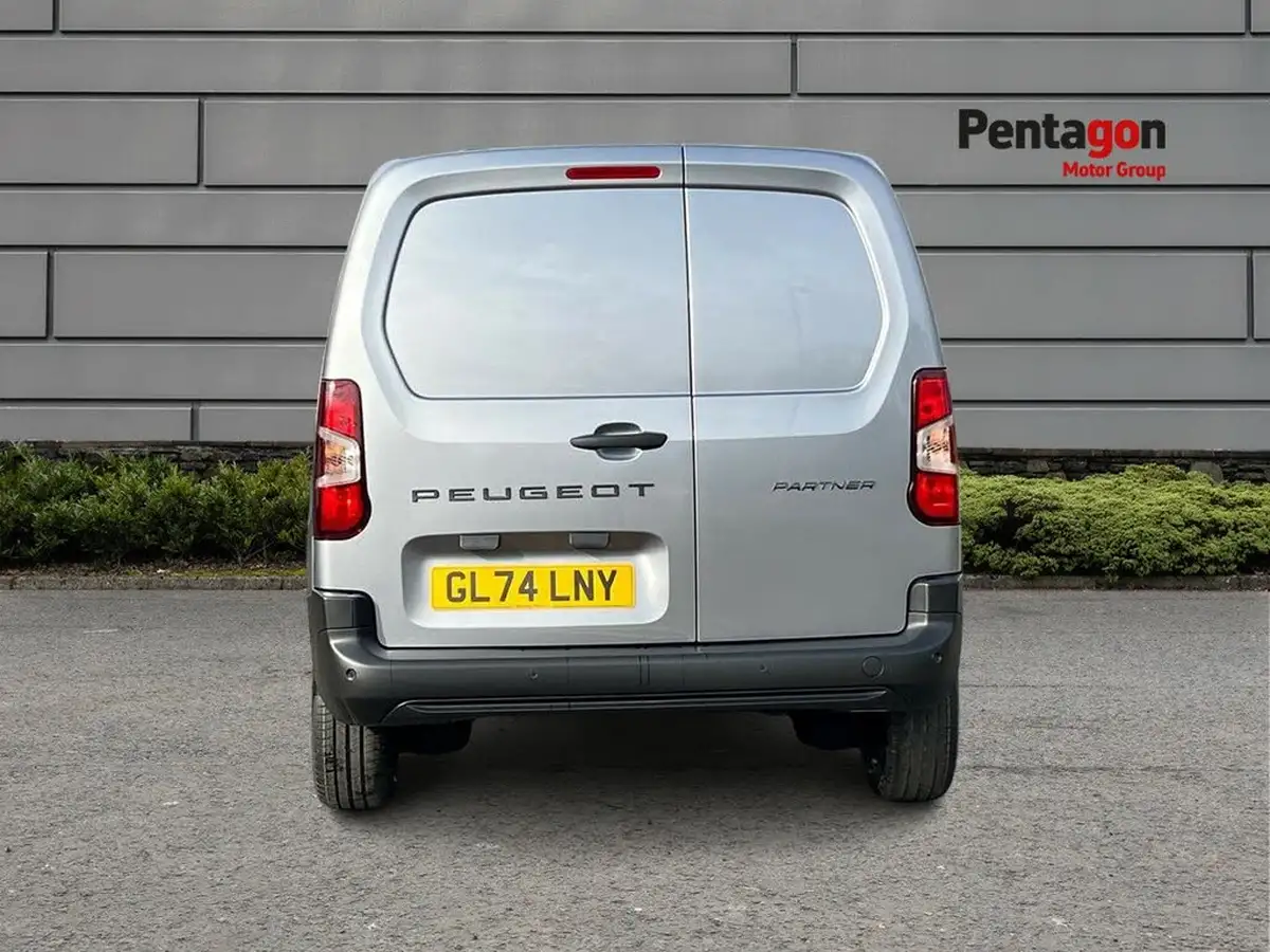 2024-peugeot-partner-15-bluehdi-professional-100pseu6d-big-15