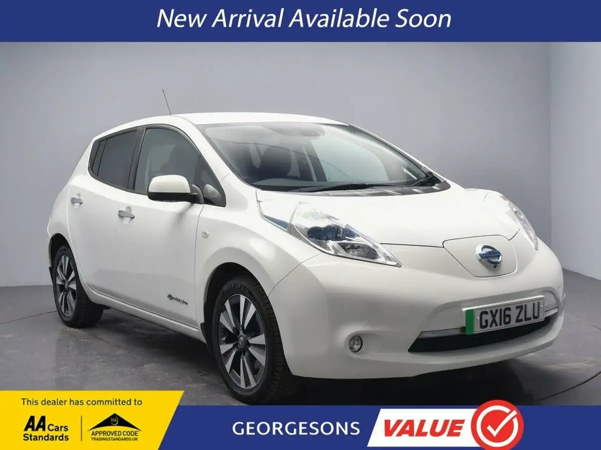 2016-nissan-leaf-e-tekna-30kwh-big-0