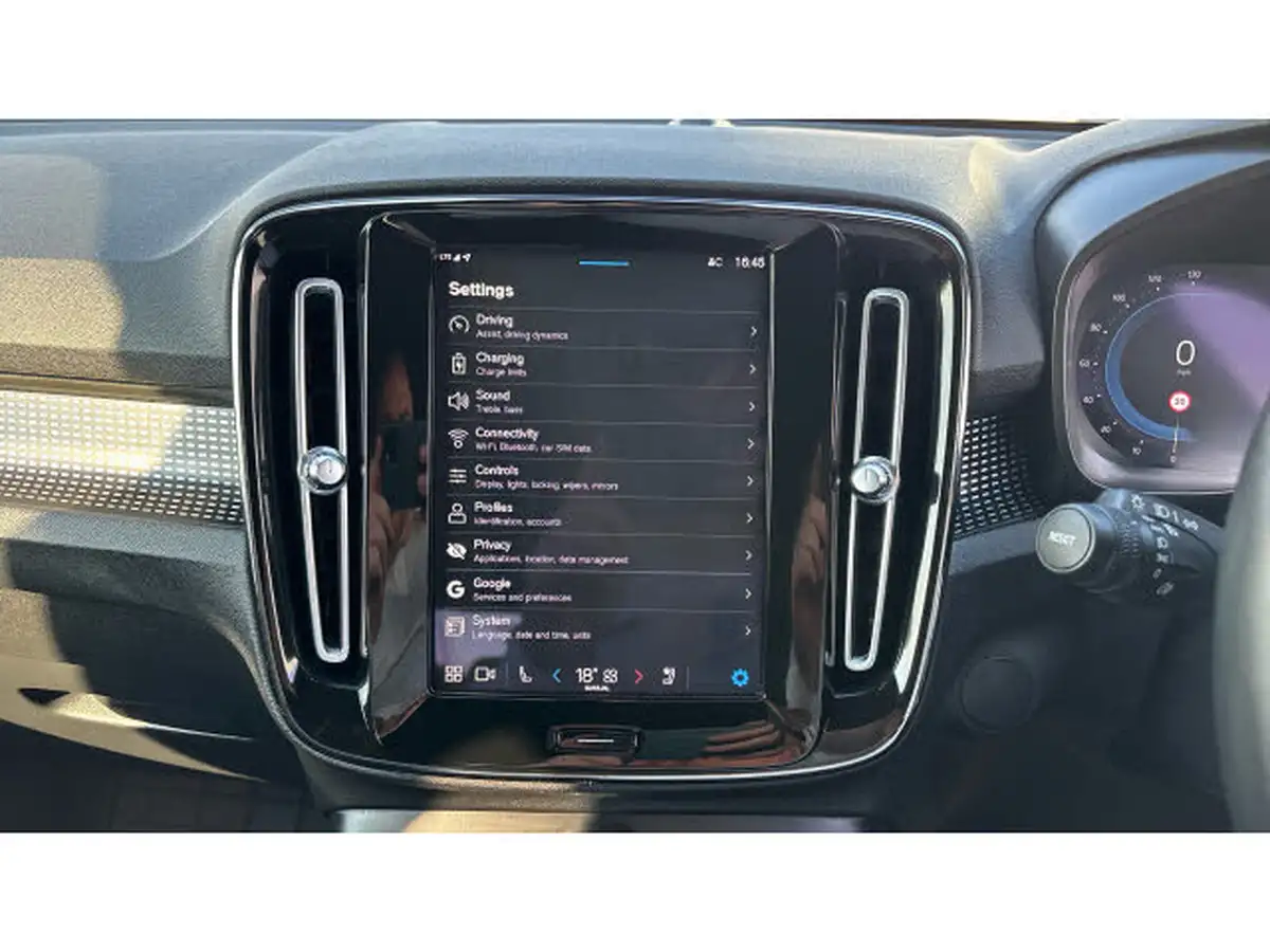 2021-volvo-xc40-e-twin-recharge-plus-big-11