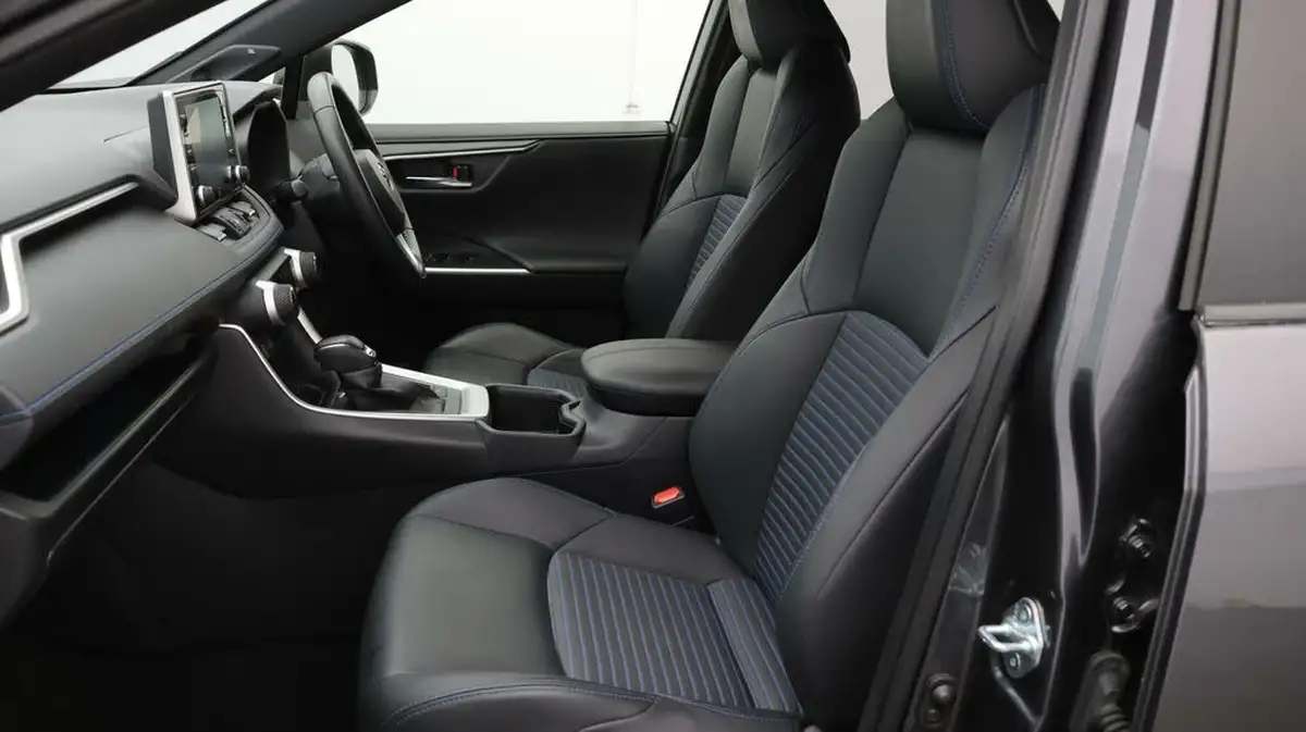 2022-toyota-rav4-25-vvt-i-dynamic-215bhp-big-14