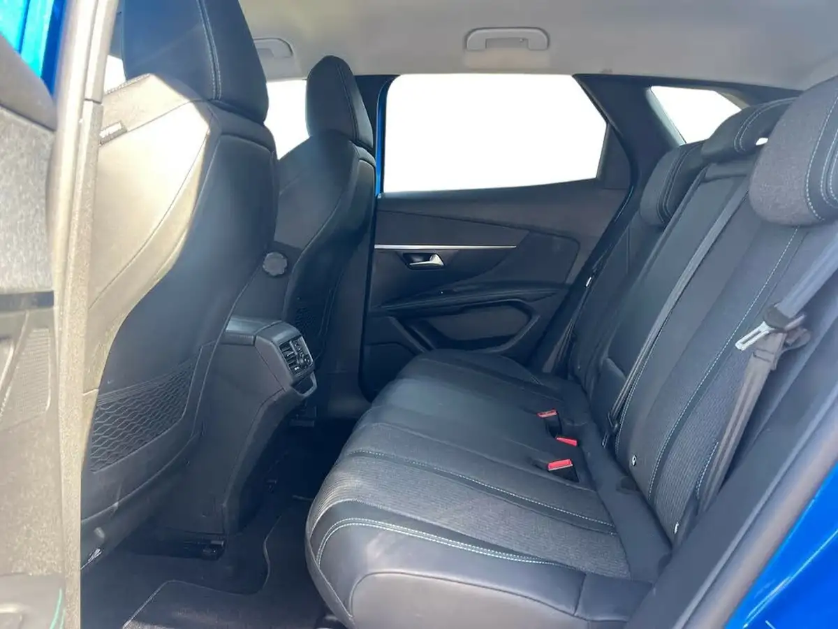 2022-peugeot-3008-suv-12-puretech-allure-premium-big-10