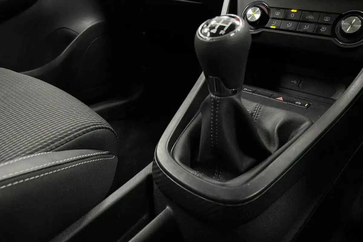 2022-mg-mg3-15-vti-tech-exclusive-nav-big-18