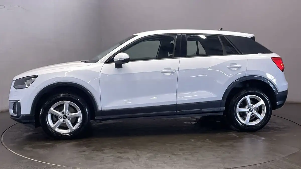 2020-audi-q2-16-30-tdi-technik-big-4