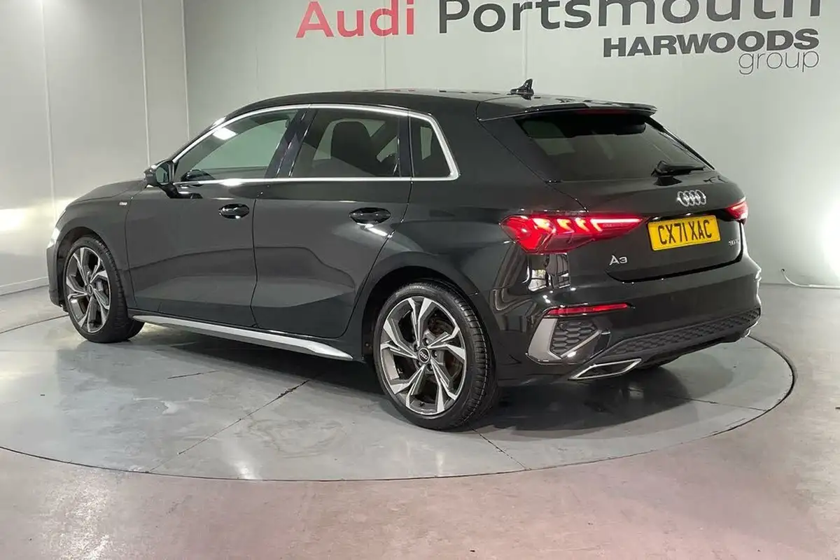 2021-audi-a3-20-30-tdi-s-line-sportback-5d-big-7