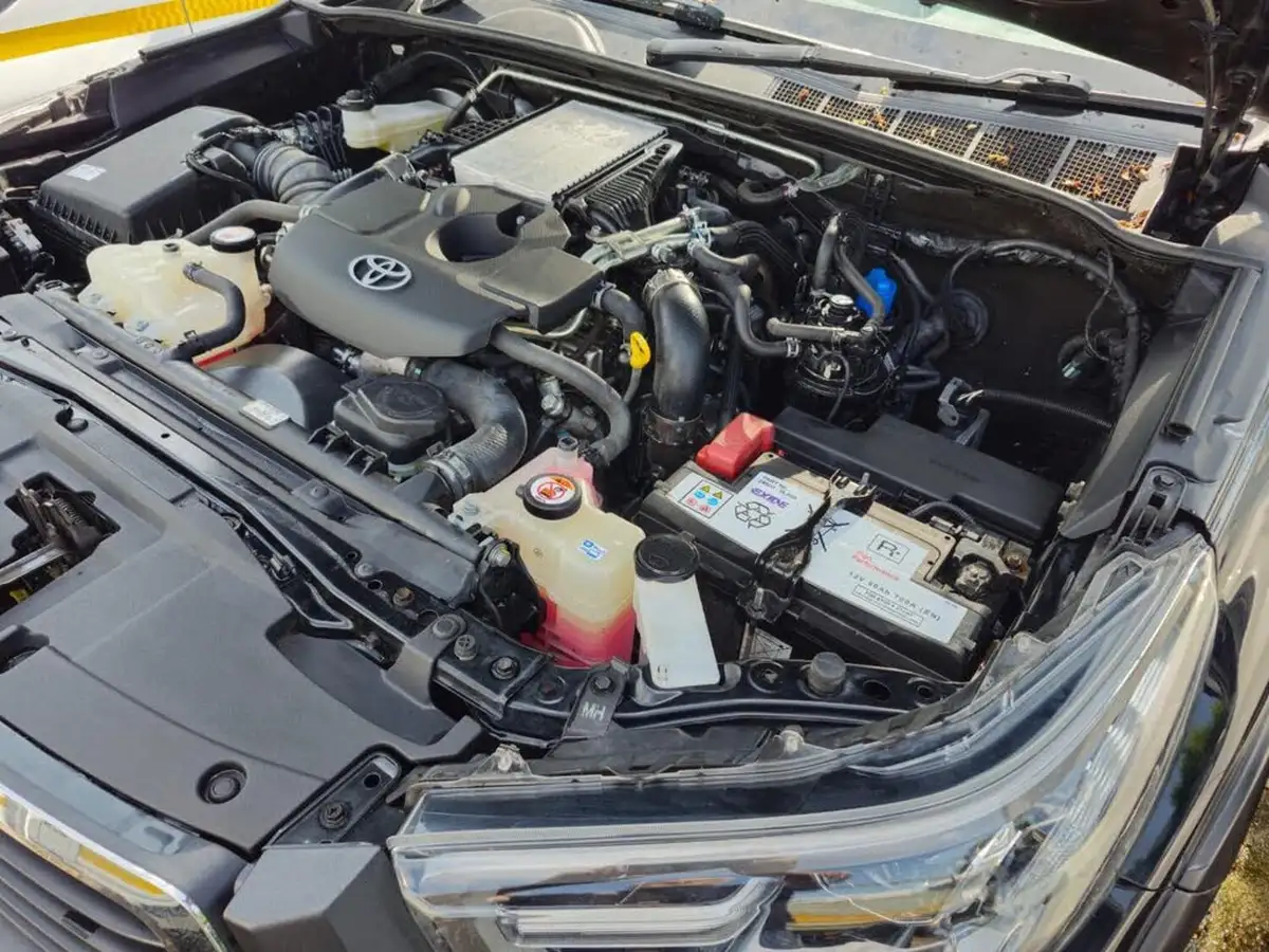 2022-toyota-hi-lux-28d-4d-invincible-x-204hpeu6d-2755cc-auto-big-19