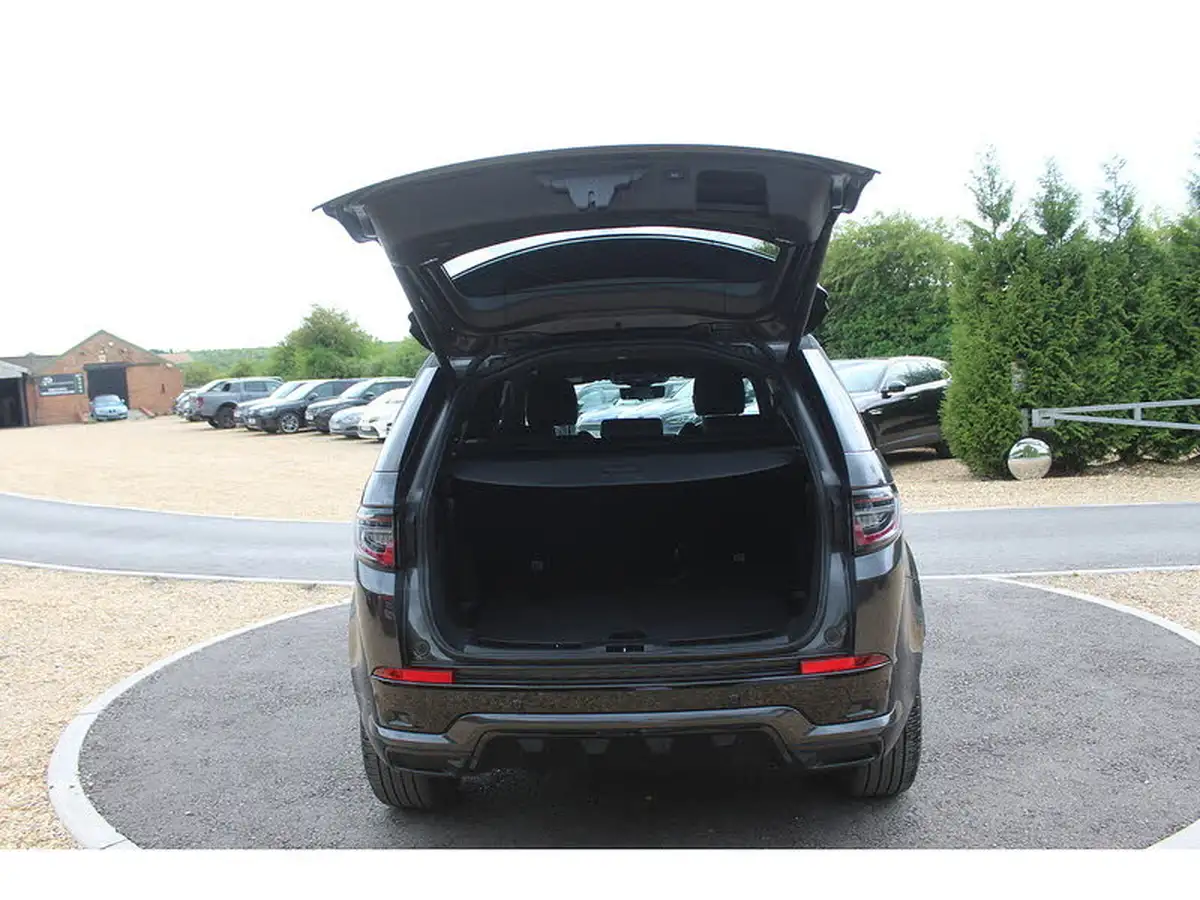 2021-land-rover-discovery-sport-20-p290-black-big-36