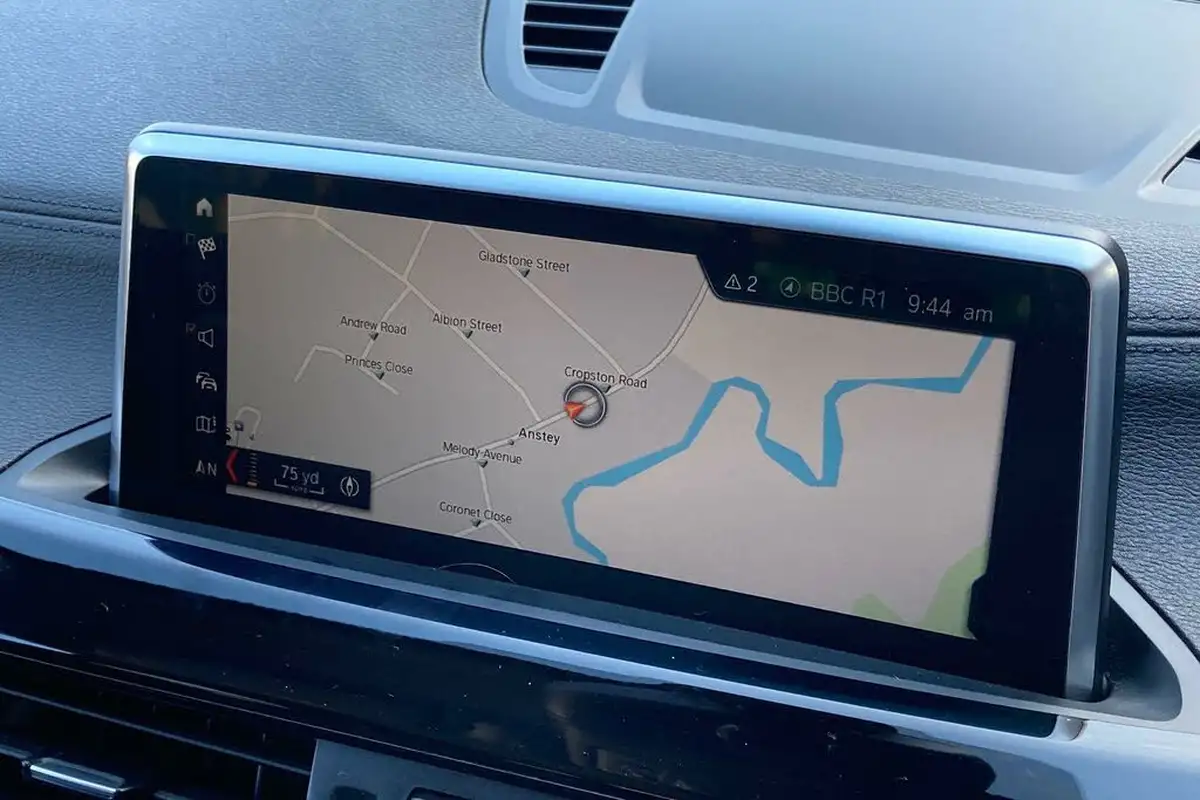 2022-bmw-x1-15-xdrive-25e-phev-xline-big-19