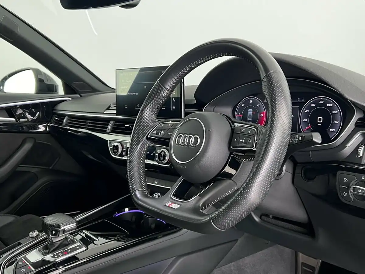 2020-audi-a4-20-35-tdi-black-edition-big-15